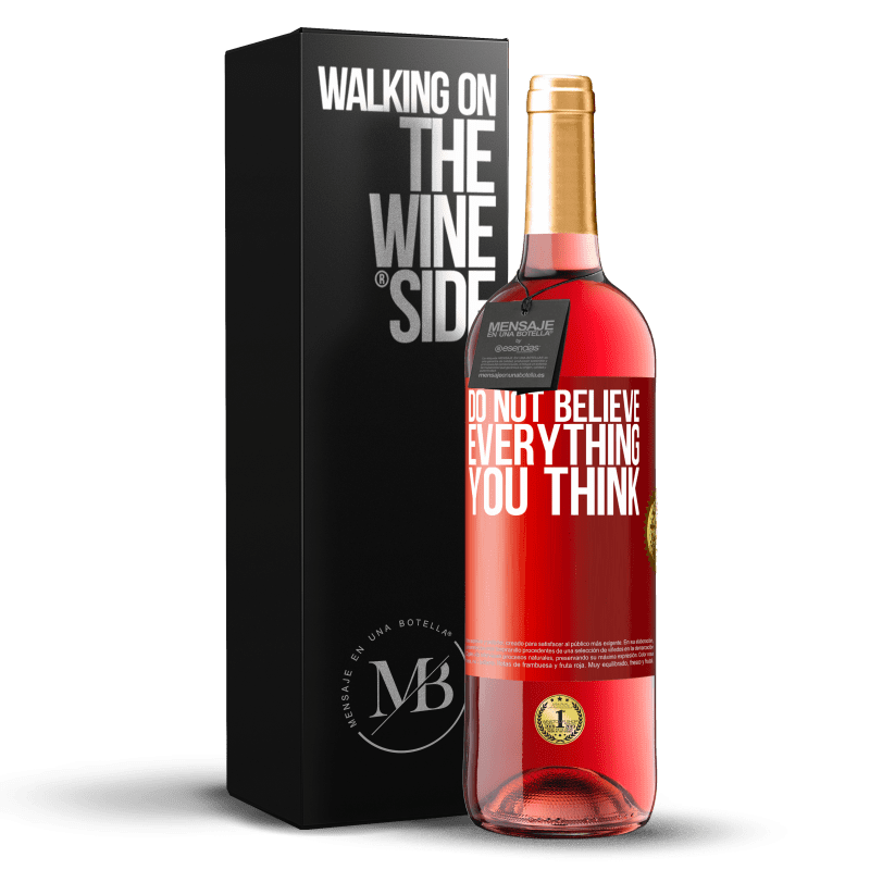 29,95 € 免费送货 | 桃红葡萄酒 ROSÉ版 不要相信你的一切 红色标签. 可自定义的标签 青年酒 收成 2024 Tempranillo