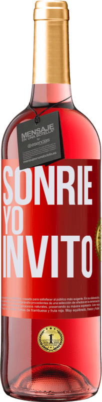 Envío gratis | Vino Rosado Edición ROSÉ Sonríe, yo invito Etiqueta Roja. Etiqueta personalizable Vino joven Cosecha 2023 Tempranillo