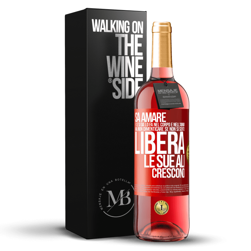 29,95 € Spedizione Gratuita | Vino rosato Edizione ROSÉ Sa amare, e se si dona, lo fa nel corpo e nell'anima. Ma, non dimenticare, se non ti senti libero, le tue ali crescono Etichetta Rossa. Etichetta personalizzabile Vino giovane Raccogliere 2025 Tempranillo