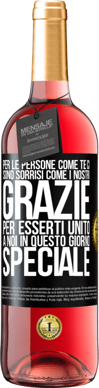 29,95 € | Vino rosato Edizione ROSÉ Per le persone come te ci sono sorrisi come i nostri. Grazie per esserti unito a noi in questo giorno speciale Etichetta Nera. Etichetta personalizzabile Vino giovane Raccogliere 2023 Tempranillo