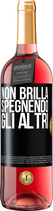 29,95 € | Vino rosato Edizione ROSÉ Non brilla spegnendo gli altri Etichetta Nera. Etichetta personalizzabile Vino giovane Raccogliere 2024 Tempranillo