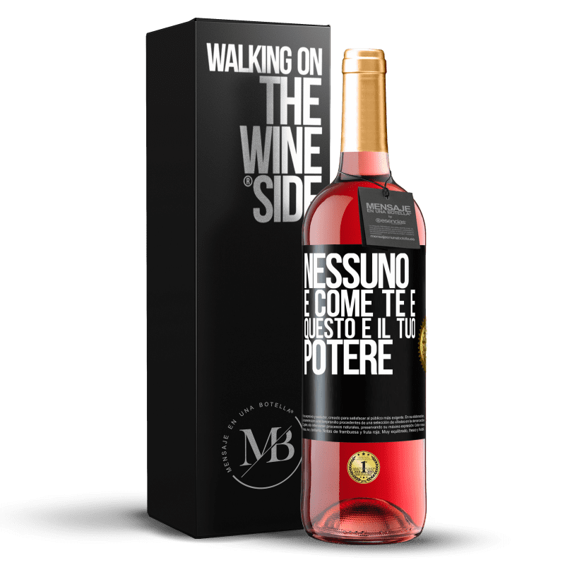 29,95 € Spedizione Gratuita | Vino rosato Edizione ROSÉ Nessuno è come te e questo è il tuo potere Etichetta Nera. Etichetta personalizzabile Vino giovane Raccogliere 2024 Tempranillo