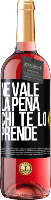 29,95 € | Vino rosato Edizione ROSÉ Ne vale la pena chi te lo prende Etichetta Nera. Etichetta personalizzabile Vino giovane Raccogliere 2024 Tempranillo