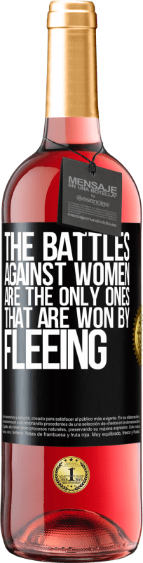 29,95 € 免费送货 | 桃红葡萄酒 ROSÉ版 与妇女的斗争是唯一通过逃亡赢得的战争 黑标. 可自定义的标签 青年酒 收成 2023 Tempranillo