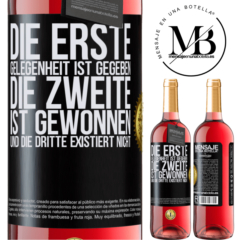 29,95 € Kostenloser Versand | Roséwein ROSÉ Ausgabe Die erste Gelegenheit wird einem gegeben, die Zweite wird gewonnen und die Dritte existiert nicht Schwarzes Etikett. Anpassbares Etikett Junger Wein Ernte 2025 Tempranillo