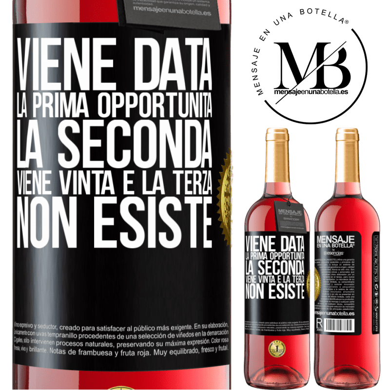 29,95 € Spedizione Gratuita | Vino rosato Edizione ROSÉ Viene data la prima opportunità, la seconda viene vinta e la terza non esiste Etichetta Nera. Etichetta personalizzabile Vino giovane Raccogliere 2025 Tempranillo