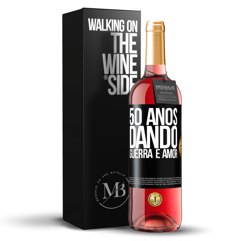 29,95 € Envio grátis | Vinho rosé Edição ROSÉ 50 anos dando guerra e amor Etiqueta Preta. Etiqueta personalizável Vinho jovem Colheita 2024 Tempranillo