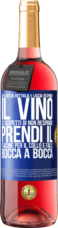 29,95 € Spedizione Gratuita | Vino rosato Edizione ROSÉ Apri questa bottiglia e lascia respirare il vino. Se sospetti di non respirare, prendi il flacone per il collo e fallo bocca Etichetta Blu. Etichetta personalizzabile Vino giovane Raccogliere 2025 Tempranillo