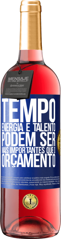 29,95 € | Vinho rosé Edição ROSÉ Tempo, energia e talento podem ser mais importantes que o orçamento Etiqueta Azul. Etiqueta personalizável Vinho jovem Colheita 2023 Tempranillo