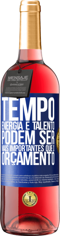 29,95 € | Vinho rosé Edição ROSÉ Tempo, energia e talento podem ser mais importantes que o orçamento Etiqueta Azul. Etiqueta personalizável Vinho jovem Colheita 2024 Tempranillo