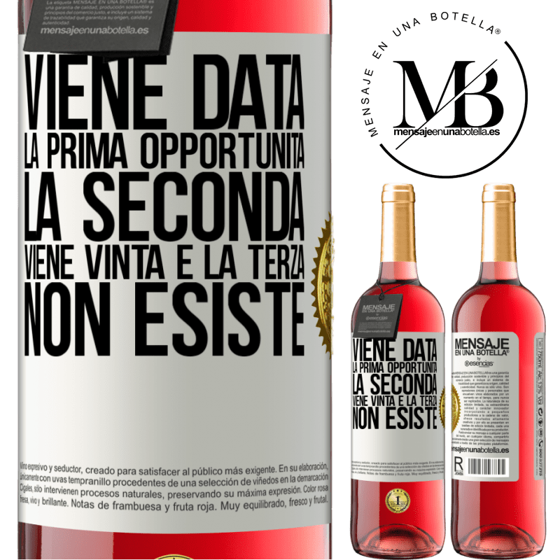 29,95 € Spedizione Gratuita | Vino rosato Edizione ROSÉ Viene data la prima opportunità, la seconda viene vinta e la terza non esiste Etichetta Bianca. Etichetta personalizzabile Vino giovane Raccogliere 2023 Tempranillo