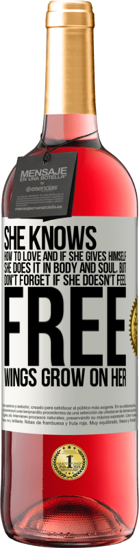 29,95 € Бесплатная доставка | Розовое вино Издание ROSÉ Он умеет любить, и если он отдает себя, он делает это душой и телом. Но, не забывайте, если вы не чувствуете себя свободным, Белая этикетка. Настраиваемая этикетка Молодое вино Урожай 2025 Tempranillo