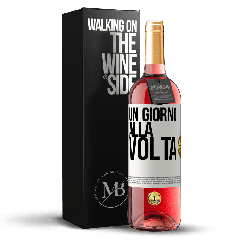 29,95 € Spedizione Gratuita | Vino rosato Edizione ROSÉ Un giorno alla volta Etichetta Bianca. Etichetta personalizzabile Vino giovane Raccogliere 2024 Tempranillo