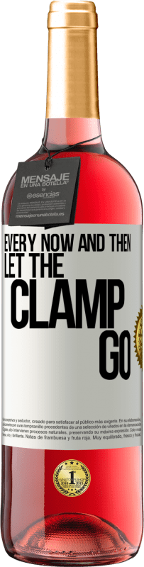 29,95 € | Розовое вино Издание ROSÉ Время от времени отпускайте зажим Белая этикетка. Настраиваемая этикетка Молодое вино Урожай 2025 Tempranillo
