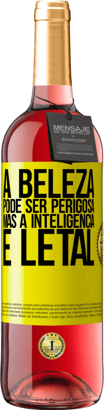 29,95 € | Vinho rosé Edição ROSÉ A beleza pode ser perigosa, mas a inteligência é letal Etiqueta Amarela. Etiqueta personalizável Vinho jovem Colheita 2025 Tempranillo