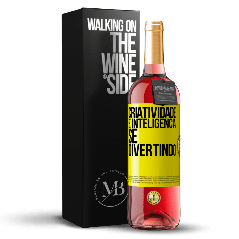 29,95 € Envio grátis | Vinho rosé Edição ROSÉ Criatividade é inteligência se divertindo Etiqueta Amarela. Etiqueta personalizável Vinho jovem Colheita 2024 Tempranillo