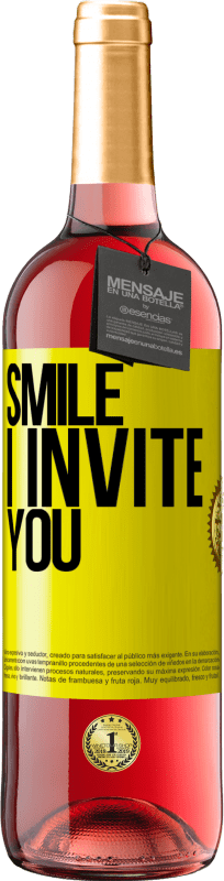 29,95 € 免费送货 | 桃红葡萄酒 ROSÉ版 微笑，我邀请 黄色标签. 可自定义的标签 青年酒 收成 2023 Tempranillo