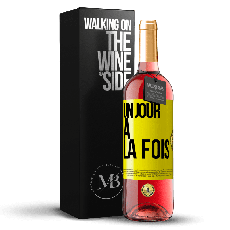 29,95 € Envoi gratuit | Vin rosé Édition ROSÉ Un jour à la fois Étiquette Jaune. Étiquette personnalisable Vin jeune Récolte 2024 Tempranillo