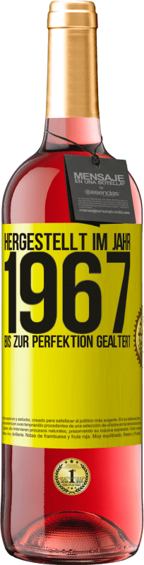 29,95 € | Roséwein ROSÉ Ausgabe Hergestellt im Jahr 1967. Bis zur Perfektion gealtert Gelbes Etikett. Anpassbares Etikett Junger Wein Ernte 2023 Tempranillo