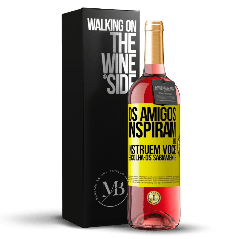 29,95 € Envio grátis | Vinho rosé Edição ROSÉ Os amigos inspiram ou instruem você. Escolha-os sabiamente Etiqueta Amarela. Etiqueta personalizável Vinho jovem Colheita 2023 Tempranillo