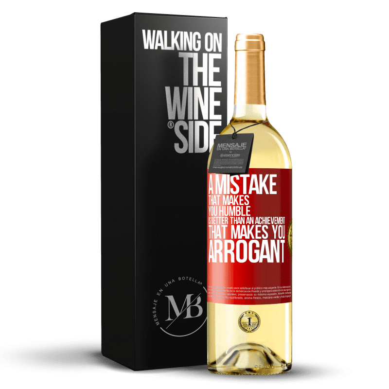 29,95 € Бесплатная доставка | Белое вино Издание WHITE Ошибка, которая делает тебя смиренной, лучше, чем достижение, которое делает тебя высокомерным Красная метка. Настраиваемая этикетка Молодое вино Урожай 2023 Verdejo