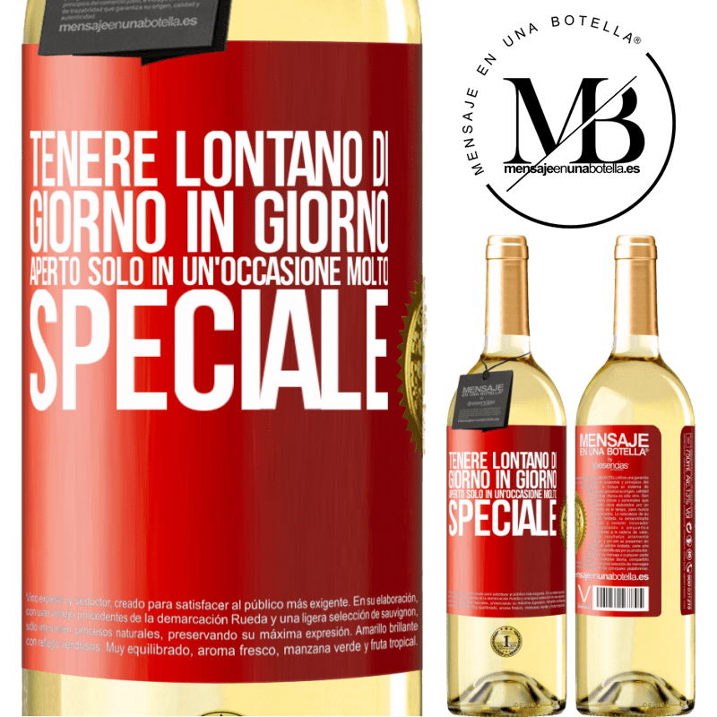 29,95 € Spedizione Gratuita | Vino bianco Edizione WHITE Tenere lontano di giorno in giorno. Aperto solo in un'occasione molto speciale Etichetta Rossa. Etichetta personalizzabile Vino giovane Raccogliere 2024 Verdejo