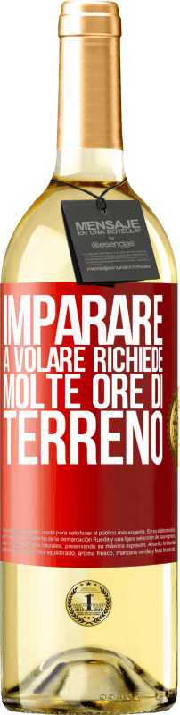 29,95 € | Vino bianco Edizione WHITE Imparare a volare richiede molte ore di terreno Etichetta Rossa. Etichetta personalizzabile Vino giovane Raccogliere 2024 Verdejo