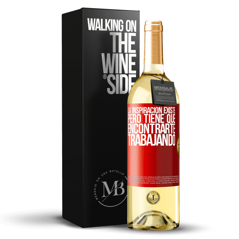 29,95 € Envío gratis | Vino Blanco Edición WHITE La inspiración existe, pero tiene que encontrarte trabajando Etiqueta Roja. Etiqueta personalizable Vino joven Cosecha 2024 Verdejo