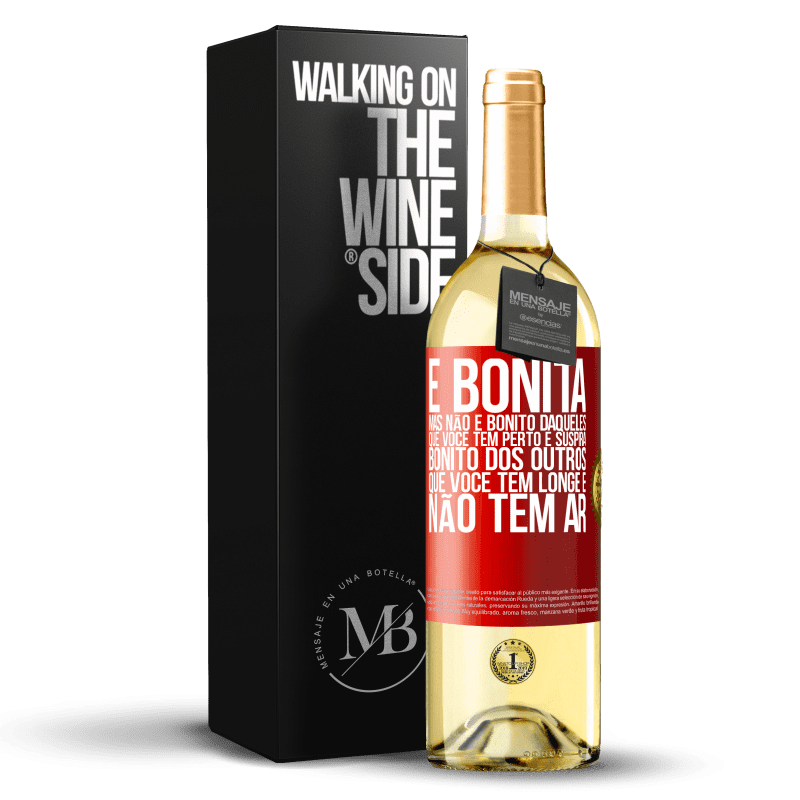 29,95 € Envio grátis | Vinho branco Edição WHITE É bonita. Mas não é bonito daqueles que você tem perto e suspira. Bonito dos outros, que você tem longe e não tem ar Etiqueta Vermelha. Etiqueta personalizável Vinho jovem Colheita 2024 Verdejo