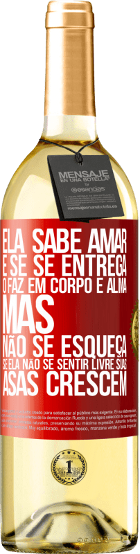 29,95 € Envio grátis | Vinho branco Edição WHITE Ele sabe amar e, se se entrega, o faz em corpo e alma. Mas, não se esqueça, se você não se sentir livre, suas asas crescem Etiqueta Vermelha. Etiqueta personalizável Vinho jovem Colheita 2025 Verdejo