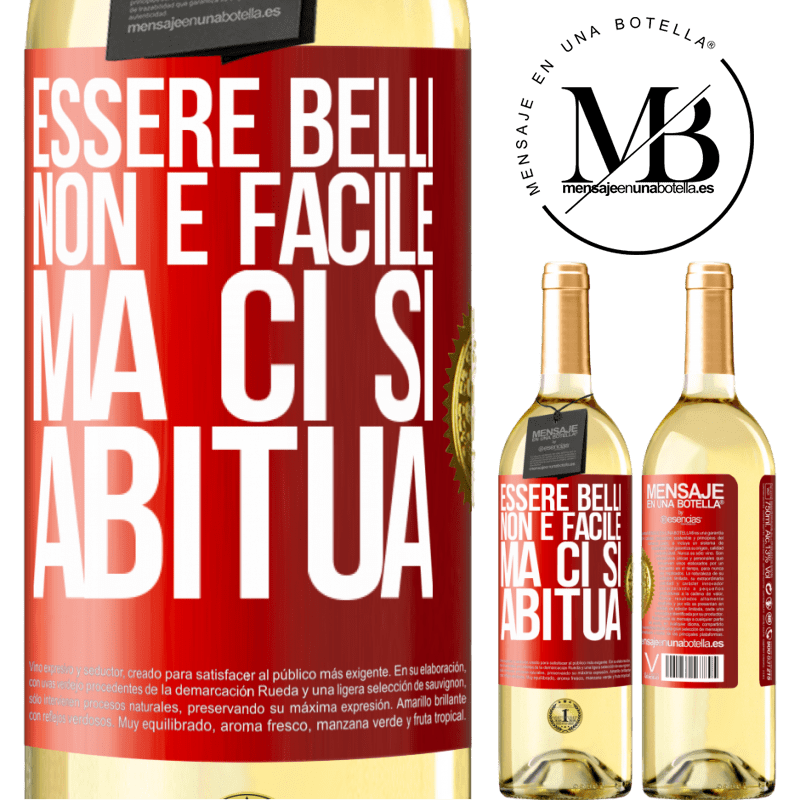 29,95 € Spedizione Gratuita | Vino bianco Edizione WHITE Essere belli non è facile, ma ci si abitua Etichetta Rossa. Etichetta personalizzabile Vino giovane Raccogliere 2024 Verdejo