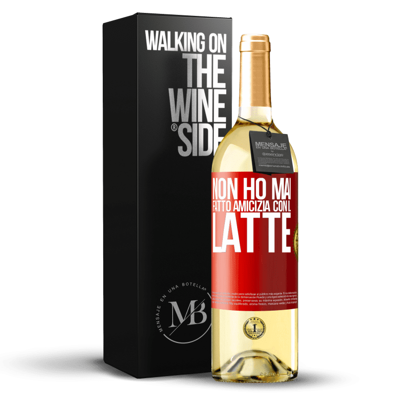 29,95 € Spedizione Gratuita | Vino bianco Edizione WHITE Non ho mai fatto amicizia con il latte Etichetta Rossa. Etichetta personalizzabile Vino giovane Raccogliere 2023 Verdejo