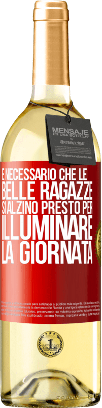 29,95 € | Vino bianco Edizione WHITE È necessario che le belle ragazze si alzino presto per illuminare la giornata Etichetta Rossa. Etichetta personalizzabile Vino giovane Raccogliere 2024 Verdejo