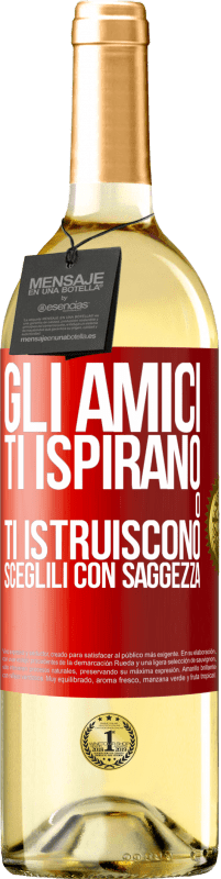 29,95 € Spedizione Gratuita | Vino bianco Edizione WHITE Gli amici ti ispirano o ti istruiscono. Sceglili con saggezza Etichetta Rossa. Etichetta personalizzabile Vino giovane Raccogliere 2025 Verdejo