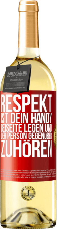 «RESPEKT ist dein Handy beiseite legen und der Person gegenüber zuhören» WHITE Ausgabe