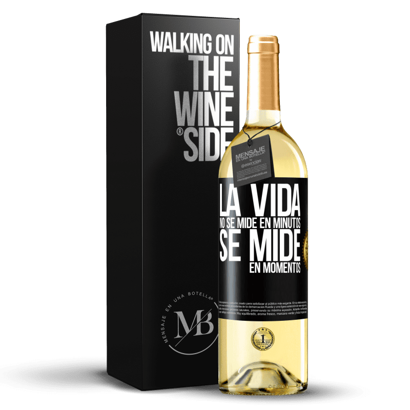 29,95 € Envío gratis | Vino Blanco Edición WHITE La vida no se mide en minutos, se mide en momentos Etiqueta Negra. Etiqueta personalizable Vino joven Cosecha 2024 Verdejo