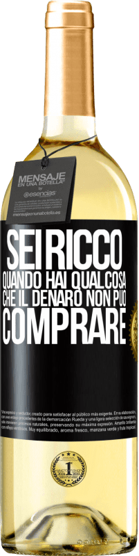 29,95 € | Vino bianco Edizione WHITE Sei ricco quando hai qualcosa che il denaro non può comprare Etichetta Nera. Etichetta personalizzabile Vino giovane Raccogliere 2023 Verdejo