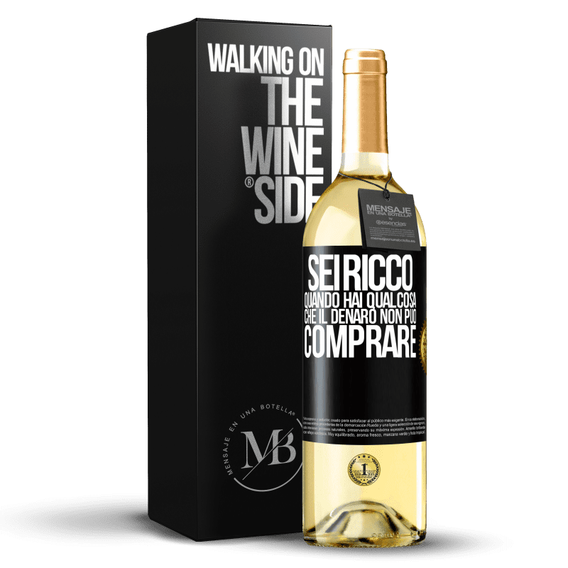 29,95 € Spedizione Gratuita | Vino bianco Edizione WHITE Sei ricco quando hai qualcosa che il denaro non può comprare Etichetta Nera. Etichetta personalizzabile Vino giovane Raccogliere 2024 Verdejo