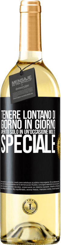 29,95 € | Vino bianco Edizione WHITE Tenere lontano di giorno in giorno. Aperto solo in un'occasione molto speciale Etichetta Nera. Etichetta personalizzabile Vino giovane Raccogliere 2024 Verdejo