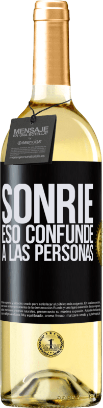 29,95 € | Vino Blanco Edición WHITE Sonríe, eso confunde a las personas Etiqueta Negra. Etiqueta personalizable Vino joven Cosecha 2023 Verdejo