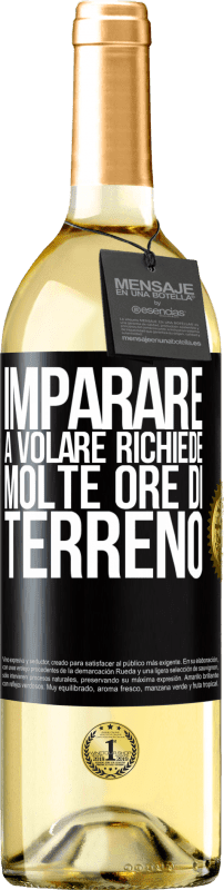 29,95 € | Vino bianco Edizione WHITE Imparare a volare richiede molte ore di terreno Etichetta Nera. Etichetta personalizzabile Vino giovane Raccogliere 2024 Verdejo