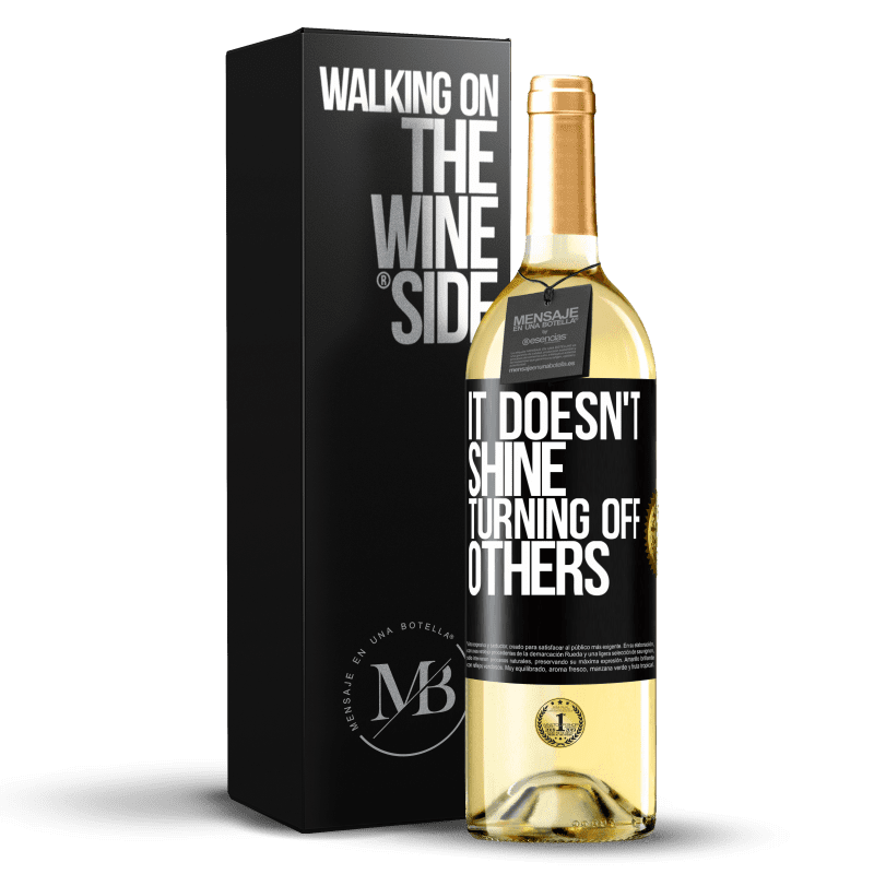 29,95 € Free Shipping | White Wine WHITE Edition It doesn't shine turning off others Black Label. Customizable label Young wine Harvest 2023 Verdejo