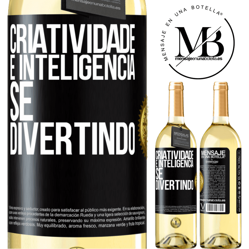 29,95 € Envio grátis | Vinho branco Edição WHITE Criatividade é inteligência se divertindo Etiqueta Preta. Etiqueta personalizável Vinho jovem Colheita 2023 Verdejo