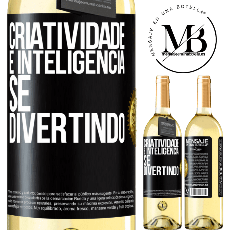 29,95 € Envio grátis | Vinho branco Edição WHITE Criatividade é inteligência se divertindo Etiqueta Preta. Etiqueta personalizável Vinho jovem Colheita 2025 Verdejo