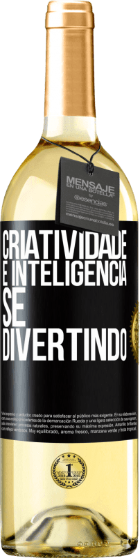 29,95 € | Vinho branco Edição WHITE Criatividade é inteligência se divertindo Etiqueta Preta. Etiqueta personalizável Vinho jovem Colheita 2023 Verdejo