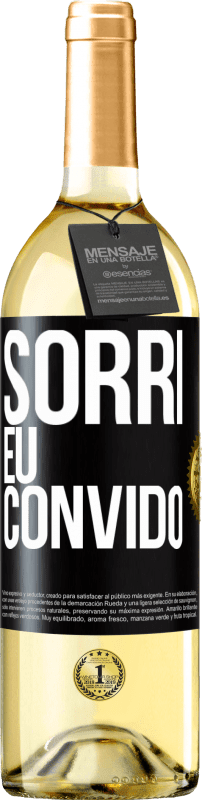 Envio grátis | Vinho branco Edição WHITE Sorri eu convido Etiqueta Preta. Etiqueta personalizável Vinho jovem Colheita 2023 Verdejo