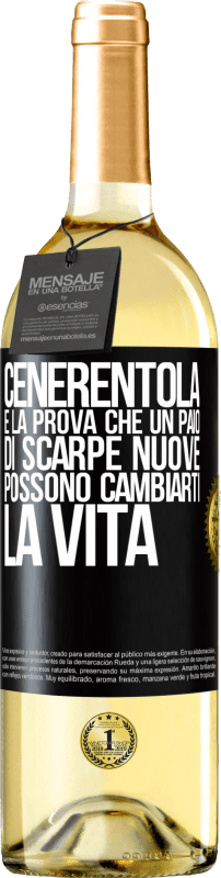 29,95 € | Vino bianco Edizione WHITE Cenerentola è la prova che un paio di scarpe nuove possono cambiarti la vita Etichetta Nera. Etichetta personalizzabile Vino giovane Raccogliere 2024 Verdejo