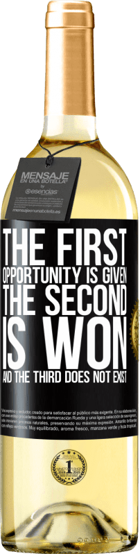 29,95 € | 白葡萄酒 WHITE版 给了第一个机会，赢得了第二个机会，第三个不存在 黑标. 可自定义的标签 青年酒 收成 2023 Verdejo