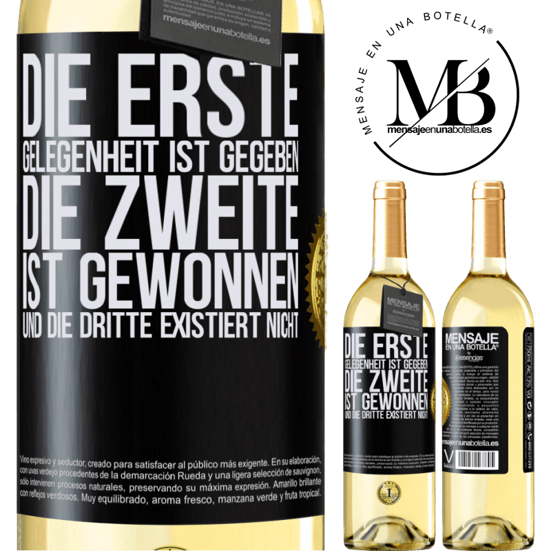 29,95 € Kostenloser Versand | Weißwein WHITE Ausgabe Die erste Gelegenheit wird einem gegeben, die Zweite wird gewonnen und die Dritte existiert nicht Schwarzes Etikett. Anpassbares Etikett Junger Wein Ernte 2023 Verdejo