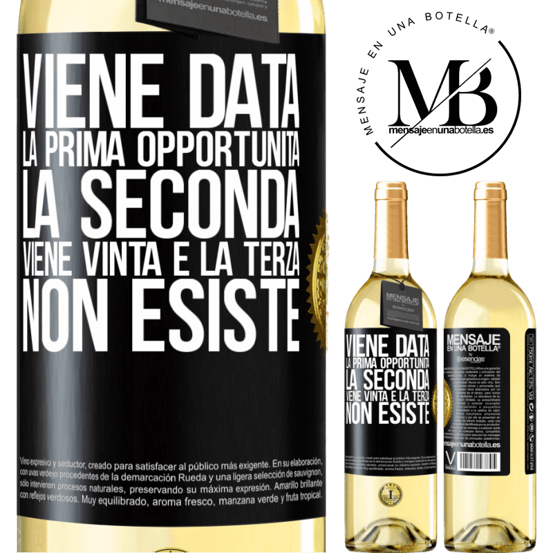 29,95 € Spedizione Gratuita | Vino bianco Edizione WHITE Viene data la prima opportunità, la seconda viene vinta e la terza non esiste Etichetta Nera. Etichetta personalizzabile Vino giovane Raccogliere 2023 Verdejo